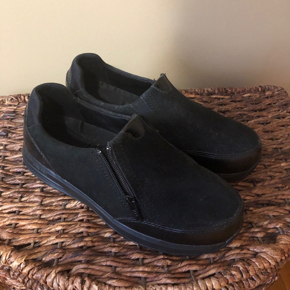 Steel toe shoes size9